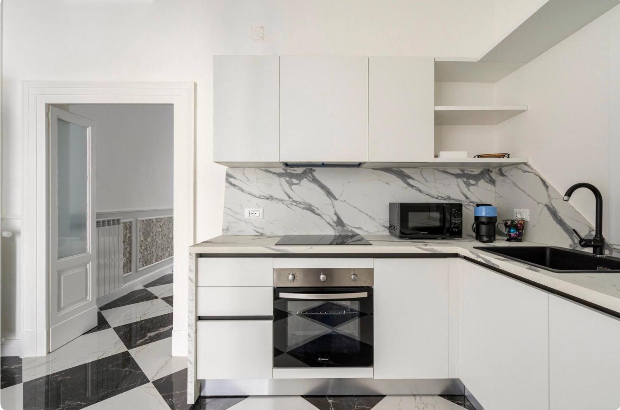 Nitti 76 Luxury Apartment Taranto Exterior photo