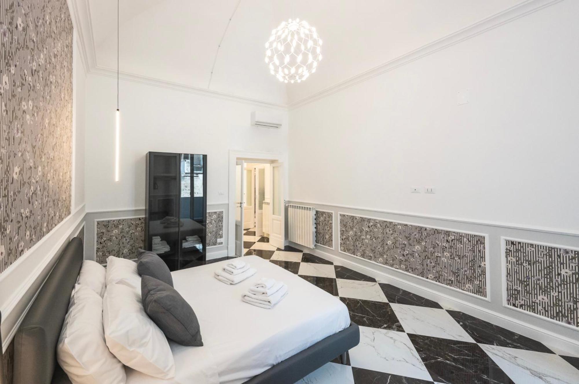 Nitti 76 Luxury Apartment Taranto Exterior photo