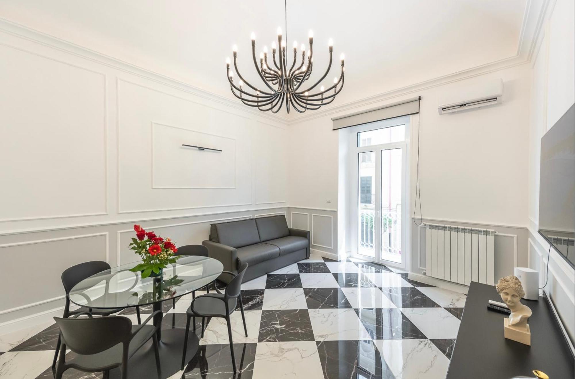 Nitti 76 Luxury Apartment Taranto Exterior photo